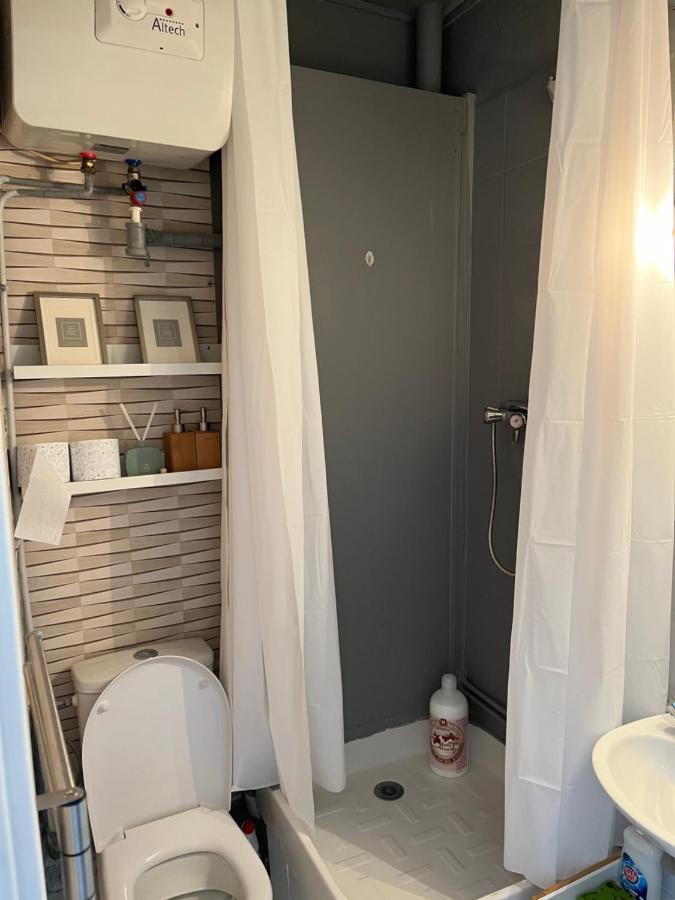 Face Au Chateau , Chambre Hyper Centre 캉 외부 사진